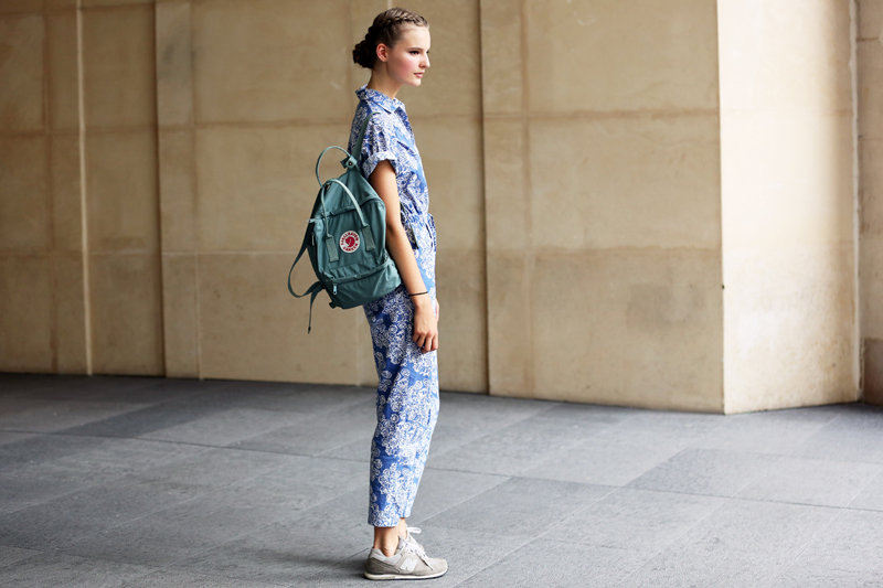 new-balance-sneakers-street-style-floral-print-clothes
